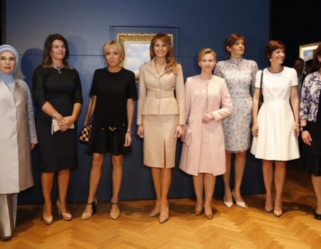 Prva dama – paradoks demokratije i poraz feminizma