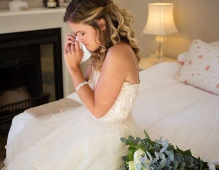 DUGOGODIŠNJE PRIJATELJSTVO UNIŠTILA JE JEDNA SLIKA: Mlada se šokirala kada je saznala šta joj je prijateljica uradila pred vjenčanje!