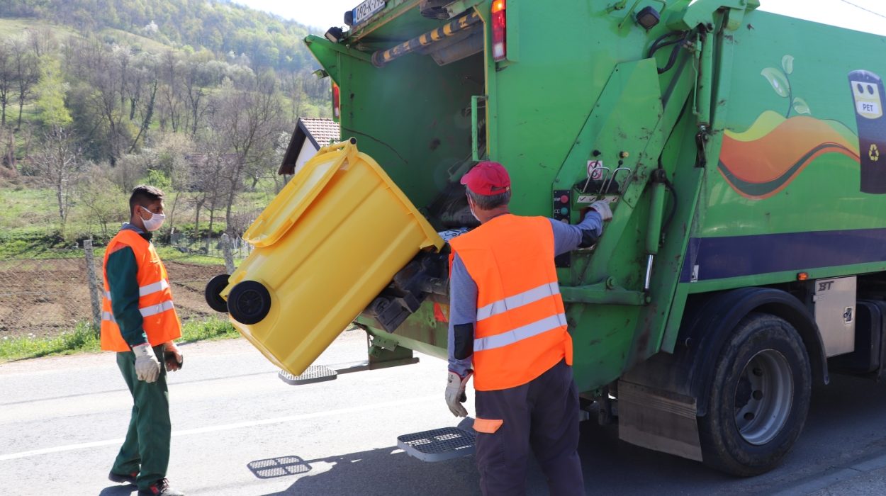 TUZLA RECIKLIRA: građani/ke ozbiljno shvatili razdvajanje otpada