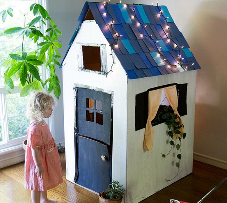 Izgradite za svoje mališane simpatičnu kućicu od kartona!