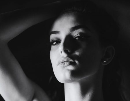 10 osobina koje posjeduju sve “femme fatale”…