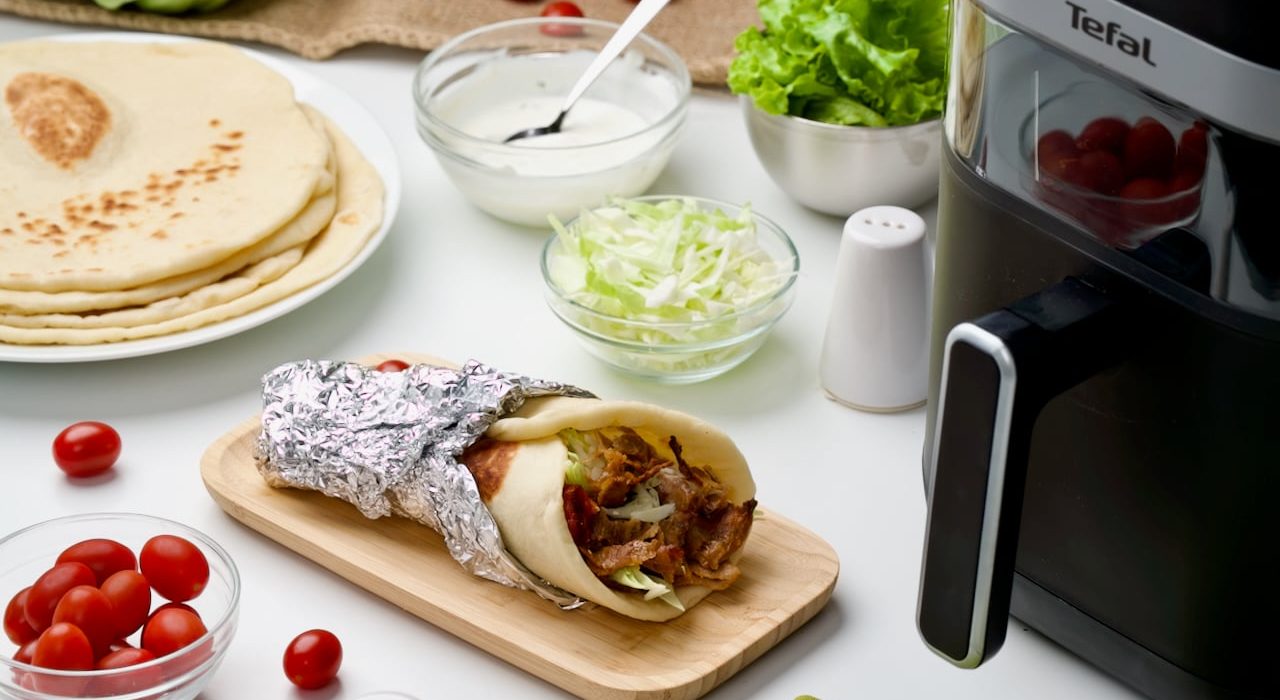 Kebab od mljevenog mesa iz friteze na vrući zrak