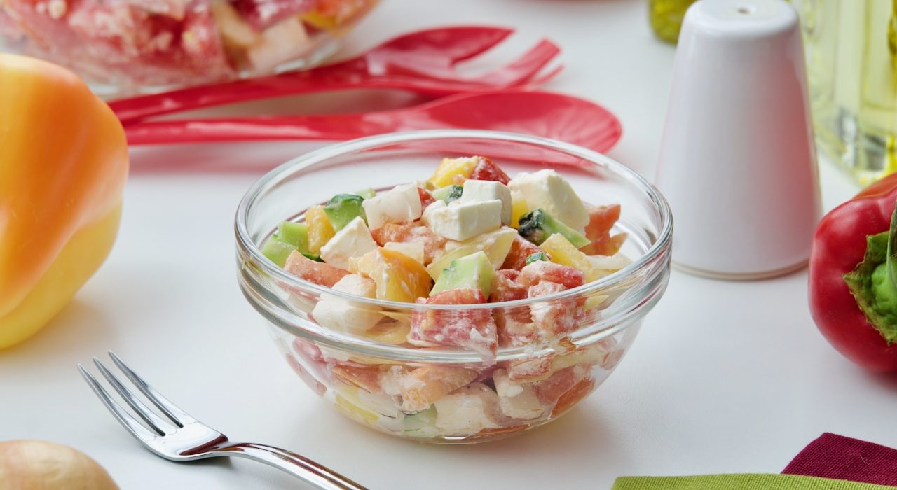 Šopska salata – osvježavajući ljetni klasik za svaki stol