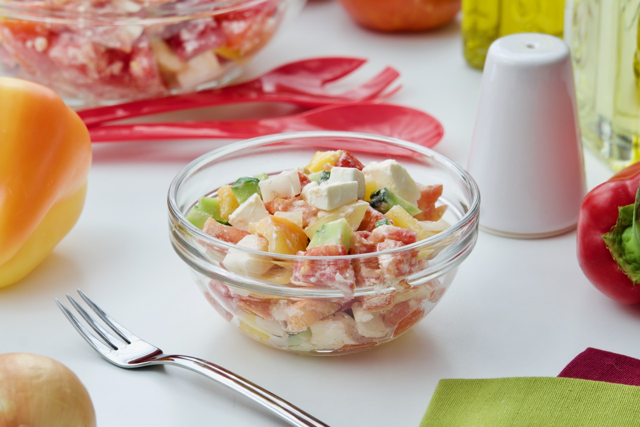 Šopska salata – osvježavajući ljetni klasik za svaki stol