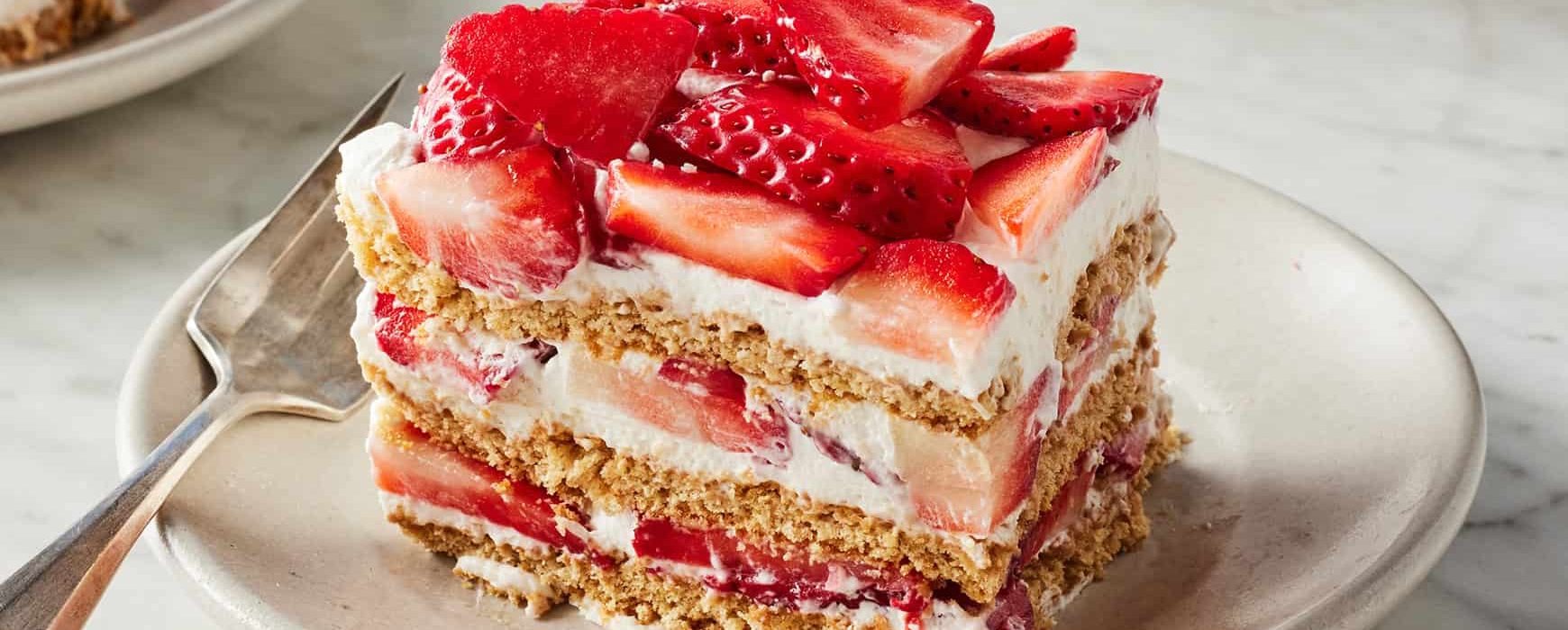 Osvježavajuća torta sa jagodama bez pečenja