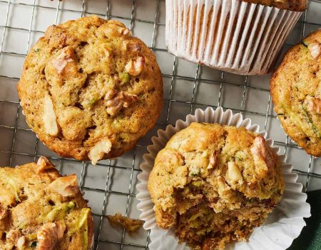 Sočni muffini sa tikvicama: jednostavan recept za zdravu poslasticu