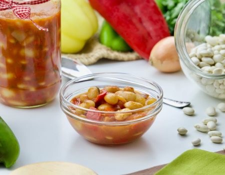 Grah salata za zimnicu – ljeto zarobljeno u staklenke